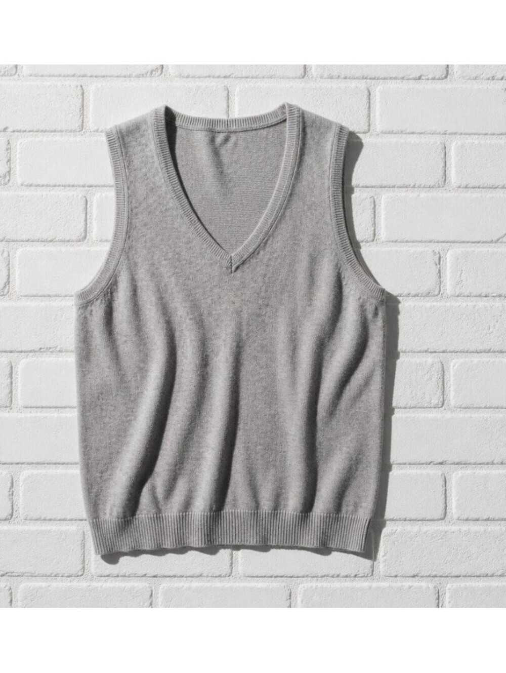 TALBOTS NWT Womens Vintage Fine Ribbed Cotton V-Neck Sweater Vest In Gray-Medium